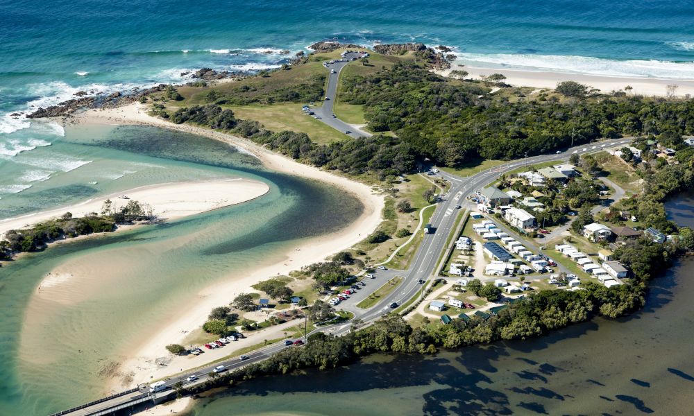 Article image for Hastings Point - Where the rivermouth meets the sea!